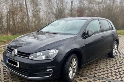 VW Golf 280.000 km 8.200 € Mehring 54346