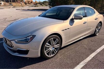 Maserati Ghibli 86.755 km 42.999 &euro; Bietigheim-Bissingen 74321