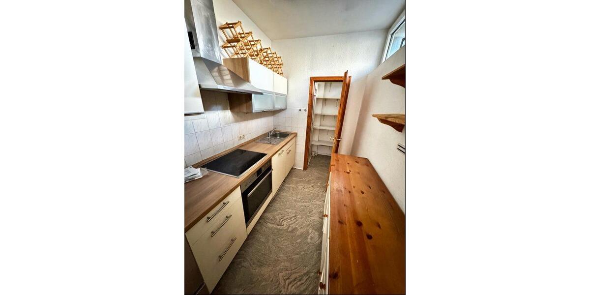 Dachgeschoßwohnung Kellinghusen - 5 Zimmer, 125 m&sup2;, 114.500&euro; | Angebot:27208855