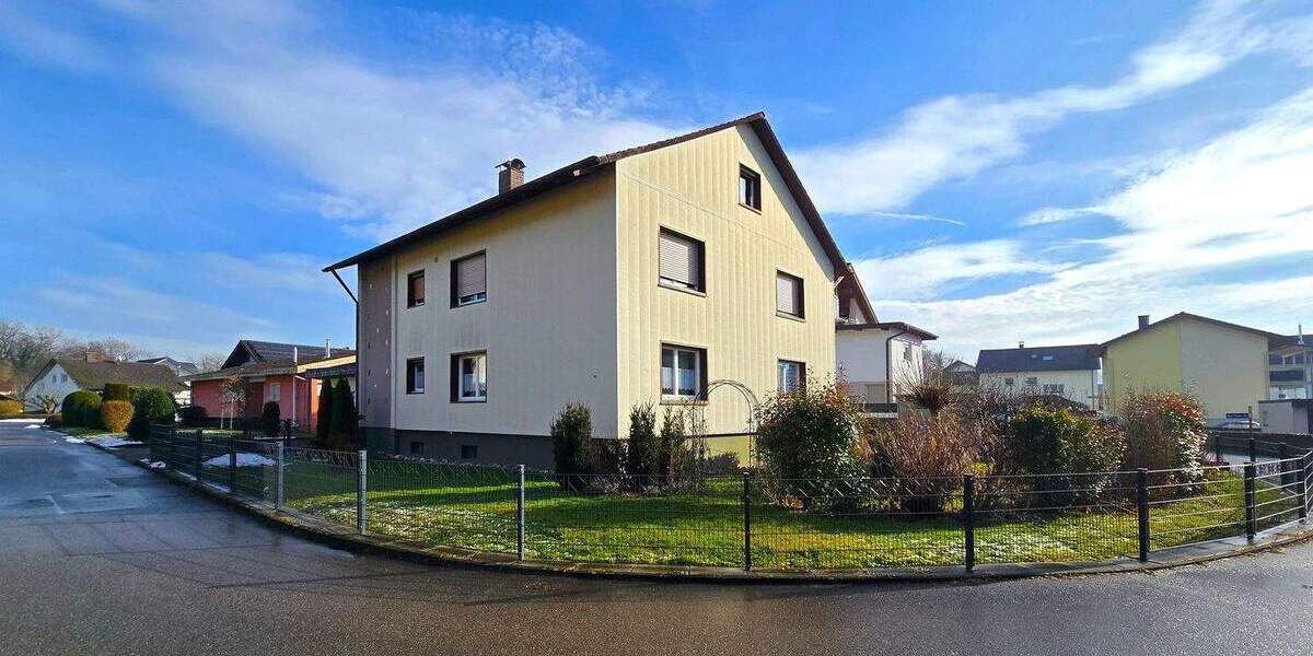 Mehrfamilienhaus, Wohnhaus Lauchringen Oberlauchringen - 8 Zimmer, 180 m&sup2;, 575.000&euro; | Angebot:25863323