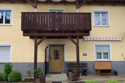 Haus Regenstauf - 14 Zimmer, 245 m&sup2;, 655.000&euro; | Angebot:23500483
