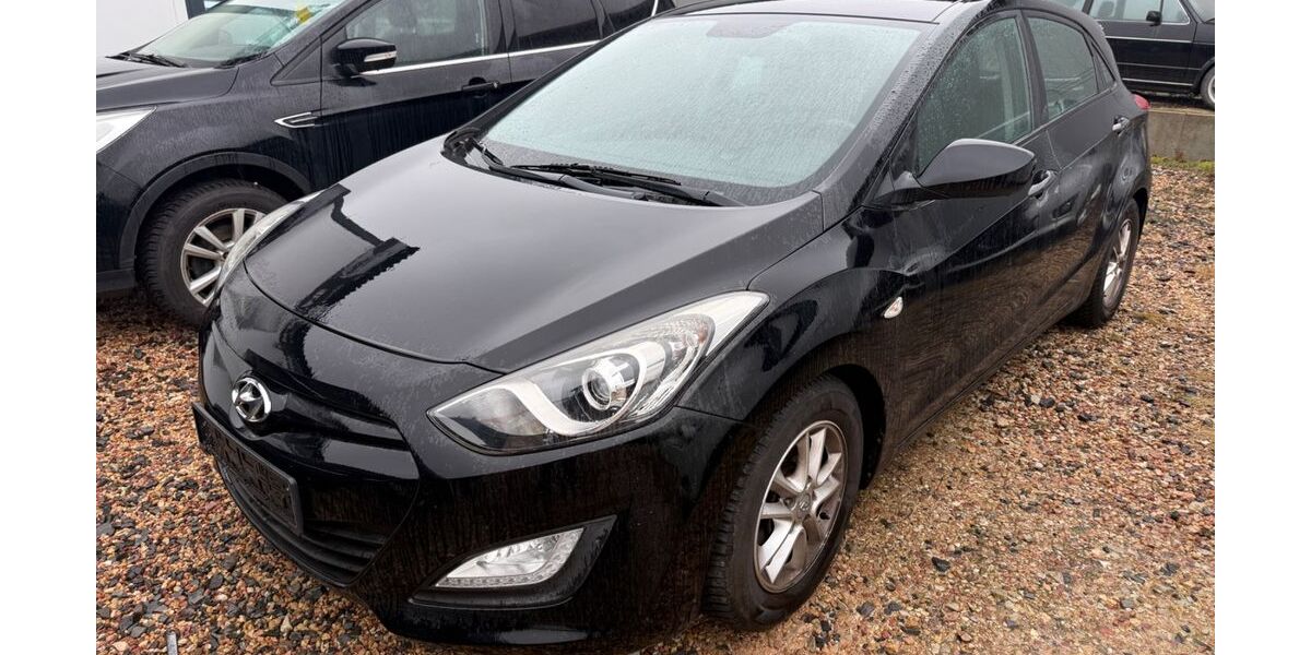 Hyundai i30 144.000 km 5.499 &euro; Kirchberg Hunsrück 55481