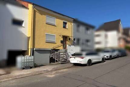 Haus Wadgassen - 6 Zimmer, 130 m&sup2;, 120.000&euro; | Angebot:26339187