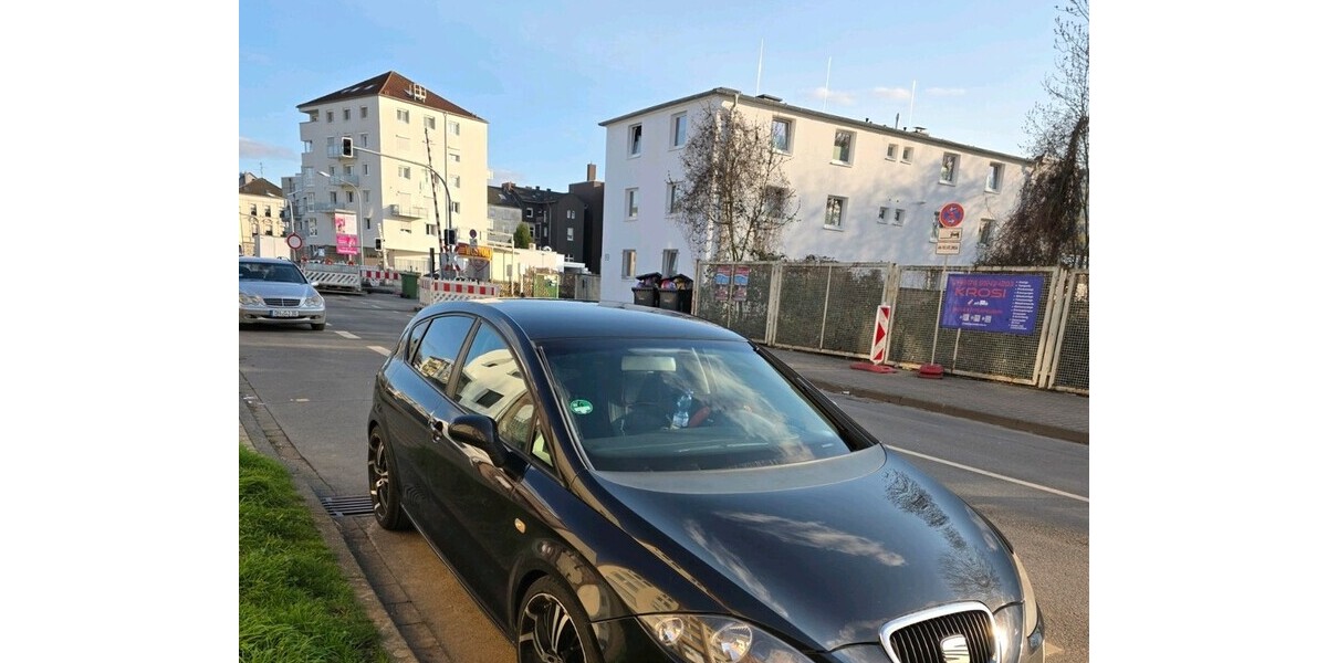 Seat Leon 250.000 km 3.000 &euro; Düren 52349
