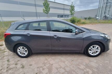 Hyundai i30 130.000 km 7.400 &euro; Arnstadt 99310