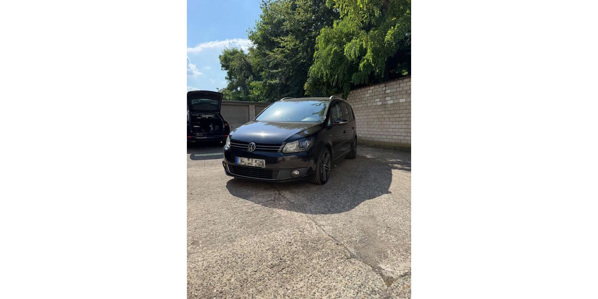 VW Touran 193.500 km 7.900 &euro; Mühlheim am Main 63165