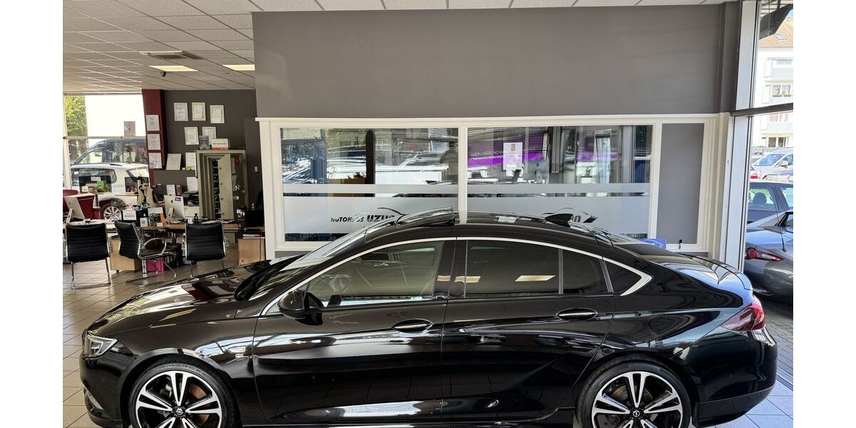 Opel Insignia 109.669 km 16.590 &euro; Hannover 30419