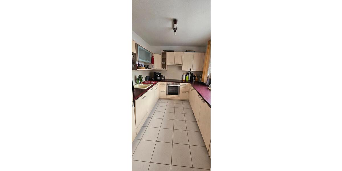 Etagenwohnung Villingen-Schwenningen Schwenningen - 3.5 Zimmer, 92 m&sup2;, 215.000&euro; | Angebot:26441175