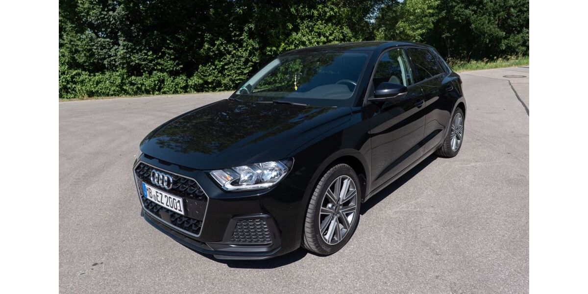Audi A1 58.800 km 15.800 &euro; MIESBACH 83714