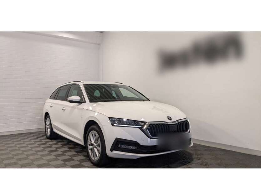 Skoda Octavia 28.492 km 22.590 € Grünwald 82031