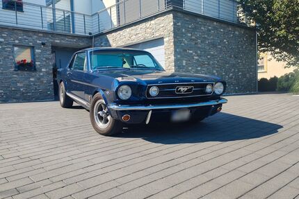 Ford Mustang 9.000 km 34.999 € Coswig 01640