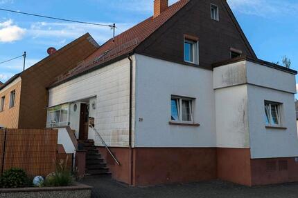 Haus Sankt Wendel - 8 Zimmer, 158 m&sup2;, 225.000&euro; | Angebot:27284452