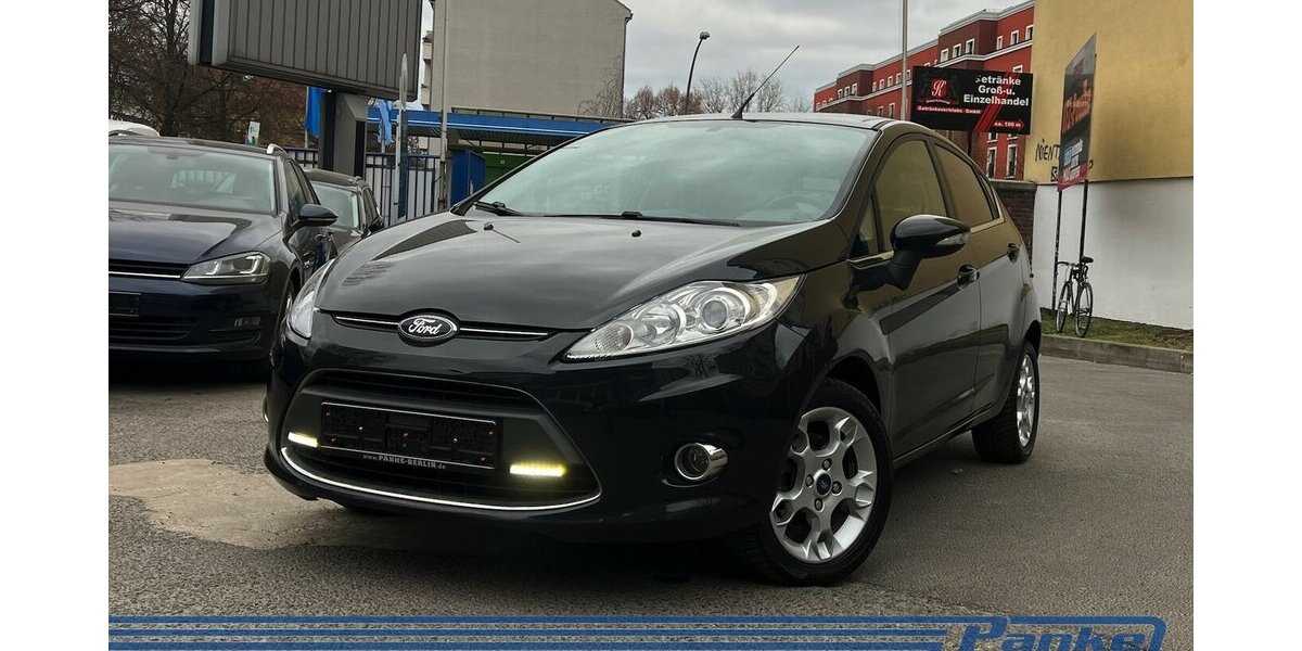 Ford Fiesta Titanium*Keyless*PDC*LED*Tel.*Chrom*GAS* 178.353 km 3.990 &euro; Berlin 13187