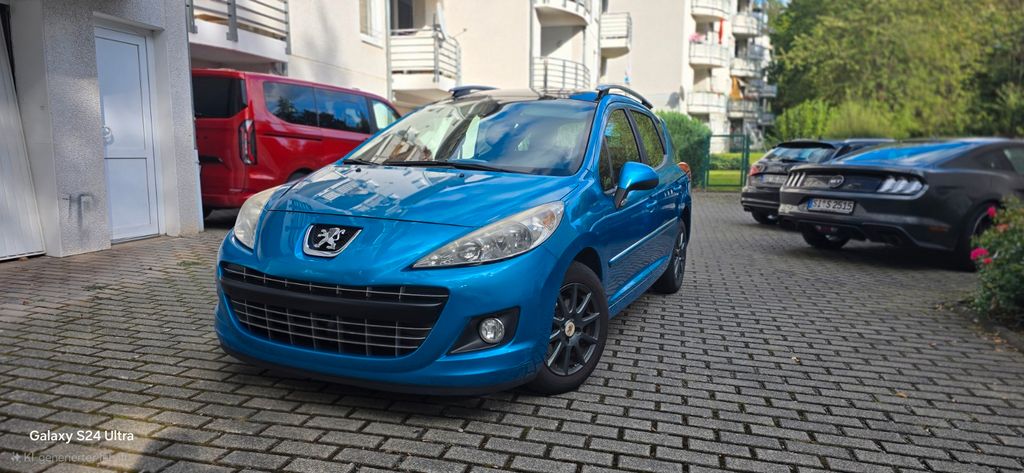 Peugeot 207 215.500 km 2.150 &euro; Siegen 57078
