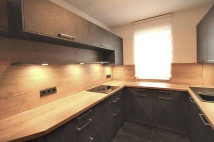 Wohnung Kaiserslautern Innenstadt - 2 Zimmer, 70 m&sup2;, 945&euro; | Angebot:26219797