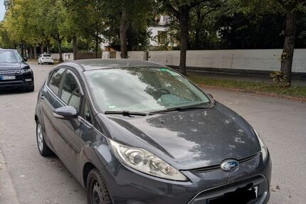 Ford Fiesta 120.900 km 2.999 &euro; München 80638