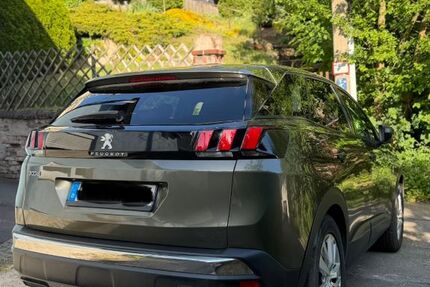 Peugeot 3008 133.000 km 12.499 &euro; Meerane 08393