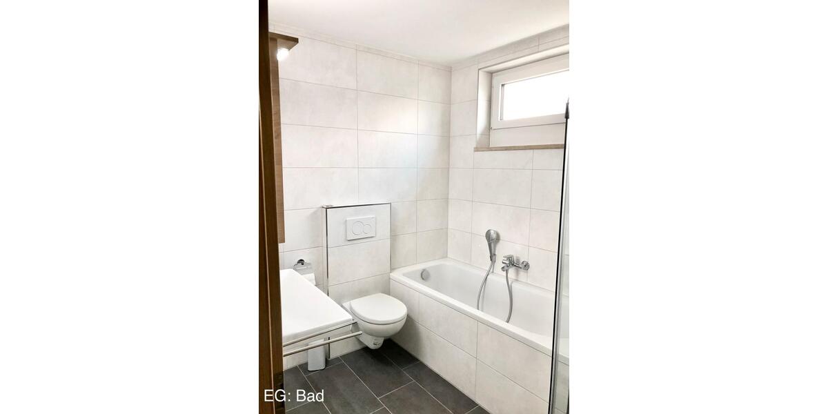 Einfamilienhaus Ingolstadt Münchener Straße - 5 Zimmer, 160 m&sup2;, 2.200&euro; | Angebot:26214049