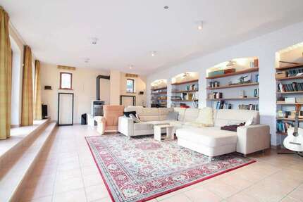Haus zum Kaufen in Bassum 449.000 € 382.4 m²
