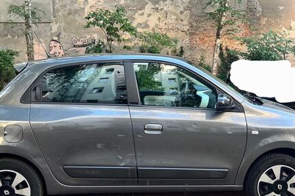 Renault Twingo 65.500 km 5.800 € Berlin 10999