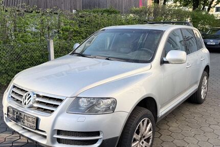 VW Touareg 267.200 km 5.900 &euro; augsburg 86165