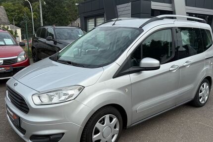 Ford Tourneo Courier 128.896 km 7.899 € Trier 54294