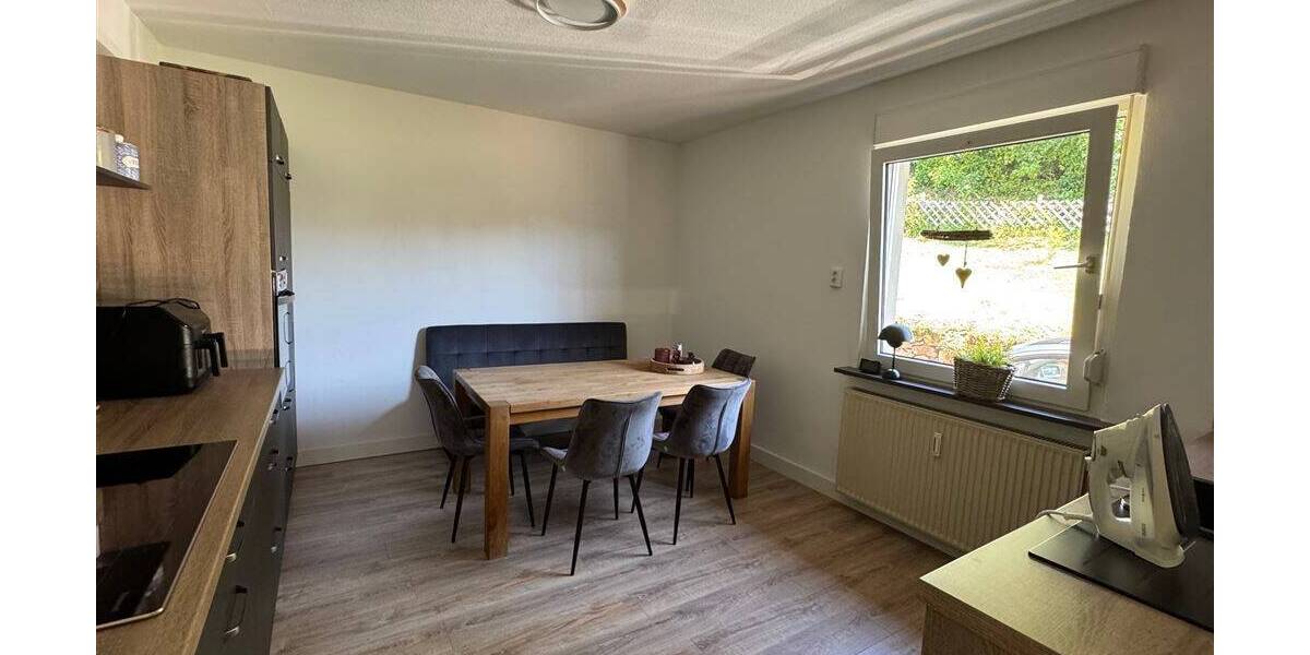 Mehrfamilienhaus, Wohnhaus Kirchhundem Würdinghausen - 6 Zimmer, 139 m&sup2;, 179.000&euro; | Angebot:25682637