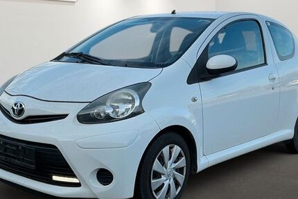 Toyota Aygo (X) 109.824 km 2.699 &euro; Brehna 06796