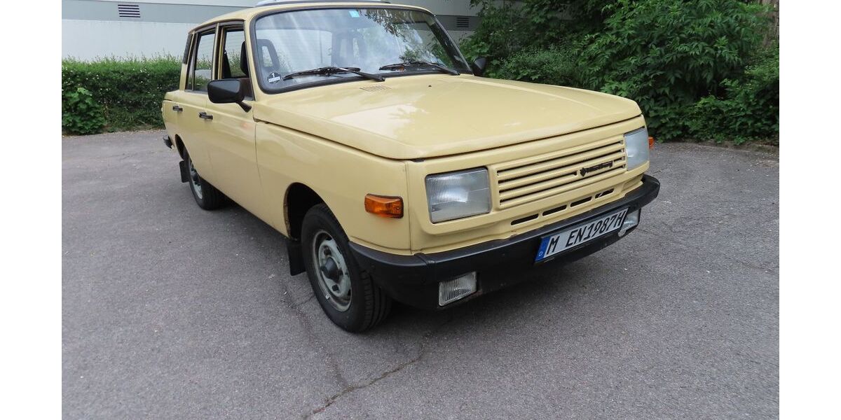 Wartburg 353 74.000 km 13.353 &euro; München 81243