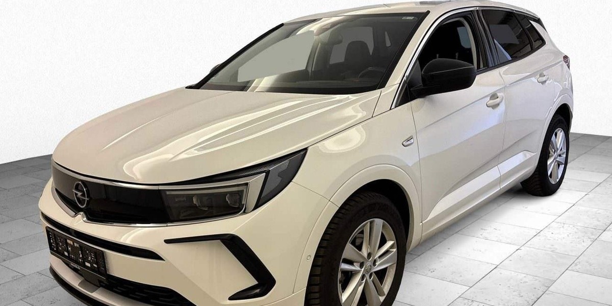 Opel Grandland ELEGANCE AUTOMATIK 1.HD ALCANTARA/AHK 36.489 km 22.990 &euro; Hatten 26209