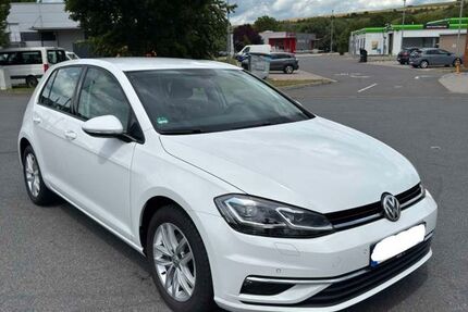 VW Golf 163.000 km 10.900 &euro; Dörzbach 74677