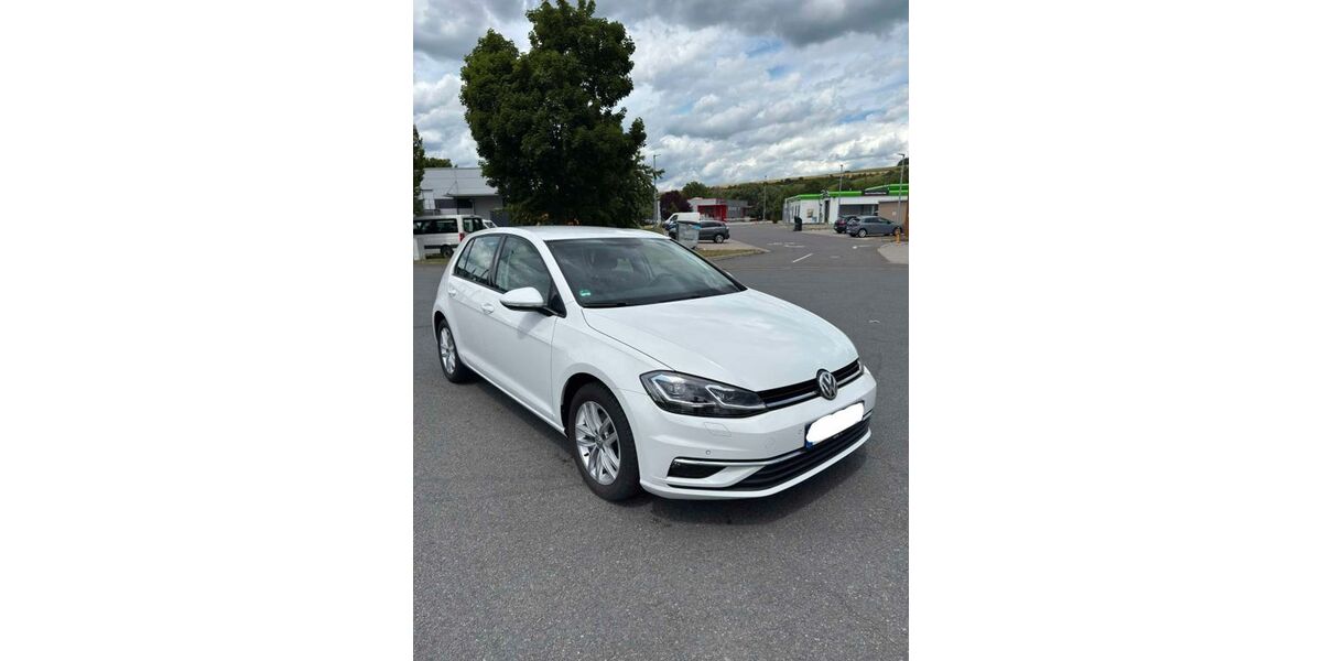 VW Golf 163.000 km 10.900 &euro; Dörzbach 74677