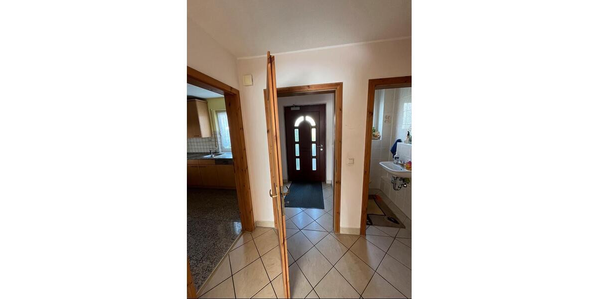 Reihenhaus Nürnberg Gebersdorf - 6.5 Zimmer, 146 m&sup2;, 620.000&euro; | Angebot:26874933