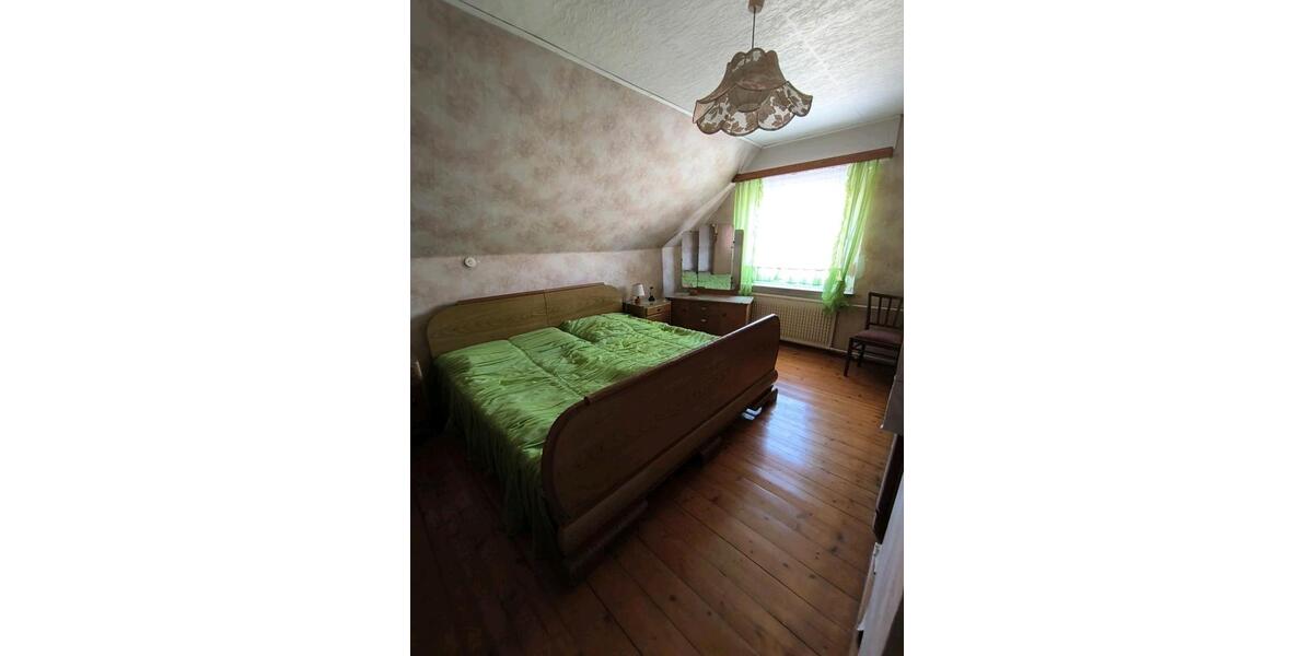 Einfamilienhaus Nebra (Unstrut) - 7 Zimmer, 145 m&sup2;, 99.500&euro; | Angebot:26418663