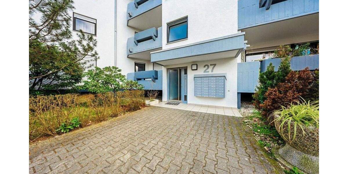 Etagenwohnung Karlsruhe Innenstadt-West - 3 Zimmer, 97 m&sup2;, 1.260&euro; | Angebot:25802570