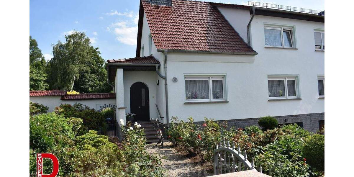 Gepflegte Doppelhaushälfte in ruhiger Lage von Borna – sofort bezugsfrei - auf Wunsch möbeliert 5 zimmer