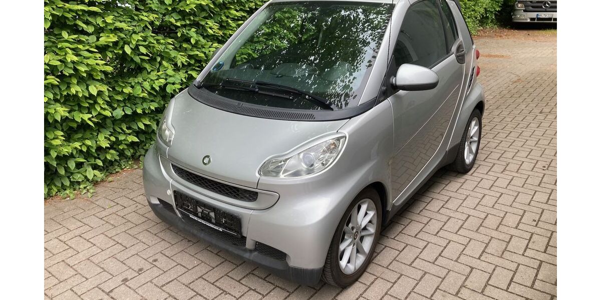 Smart ForTwo 107.321 km 5.450 &euro; Hamburg 22459