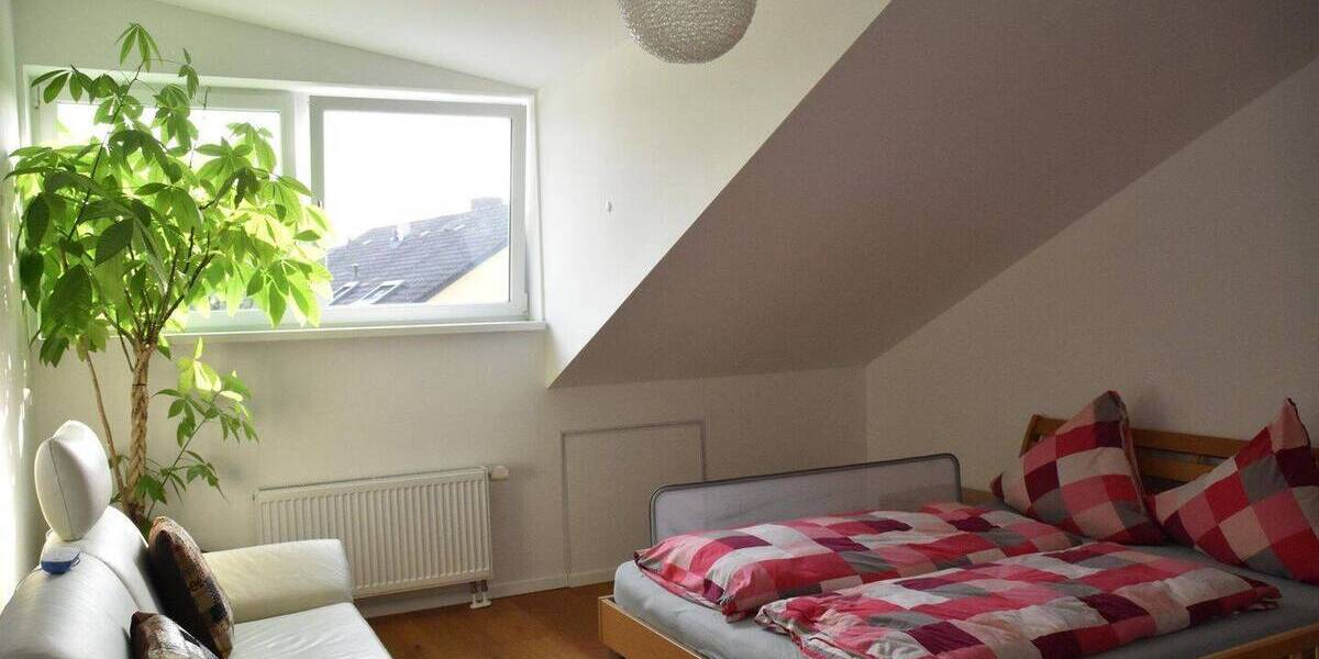 Etagenwohnung Heidelberg Rohrbach - 6 Zimmer, 145 m&sup2;, 800.000&euro; | Angebot:26472893