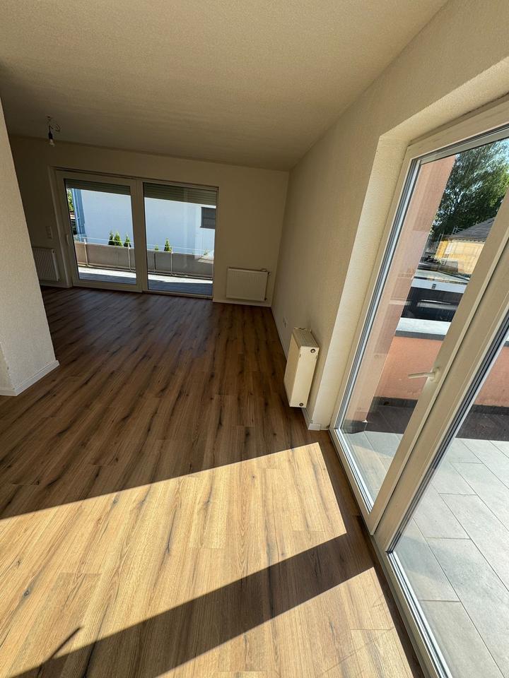 Schöne 3-Zimmer-Wohnung mit Balkon + Terrasse
