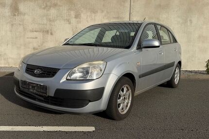 Kia Rio 93.100 km 1.950 &euro; Dortmund 44269