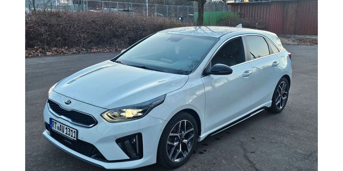 Kia ceed / Ceed 93.830 km 15.200 &euro; Reutlingen 72768