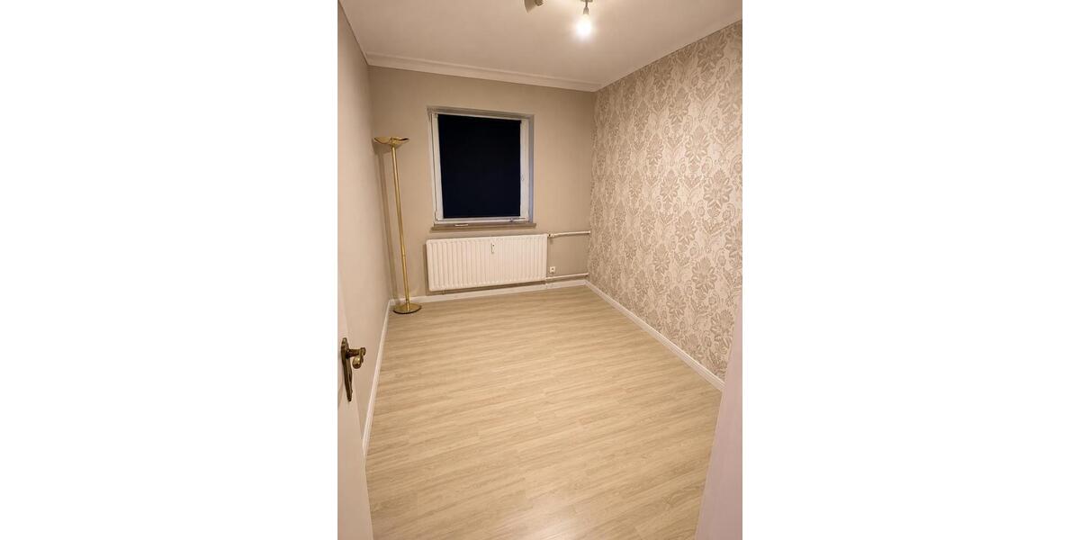 Etagenwohnung Flensburg Altstadt - 4 Zimmer, 90 m&sup2;, 249.000&euro; | Angebot:26914310