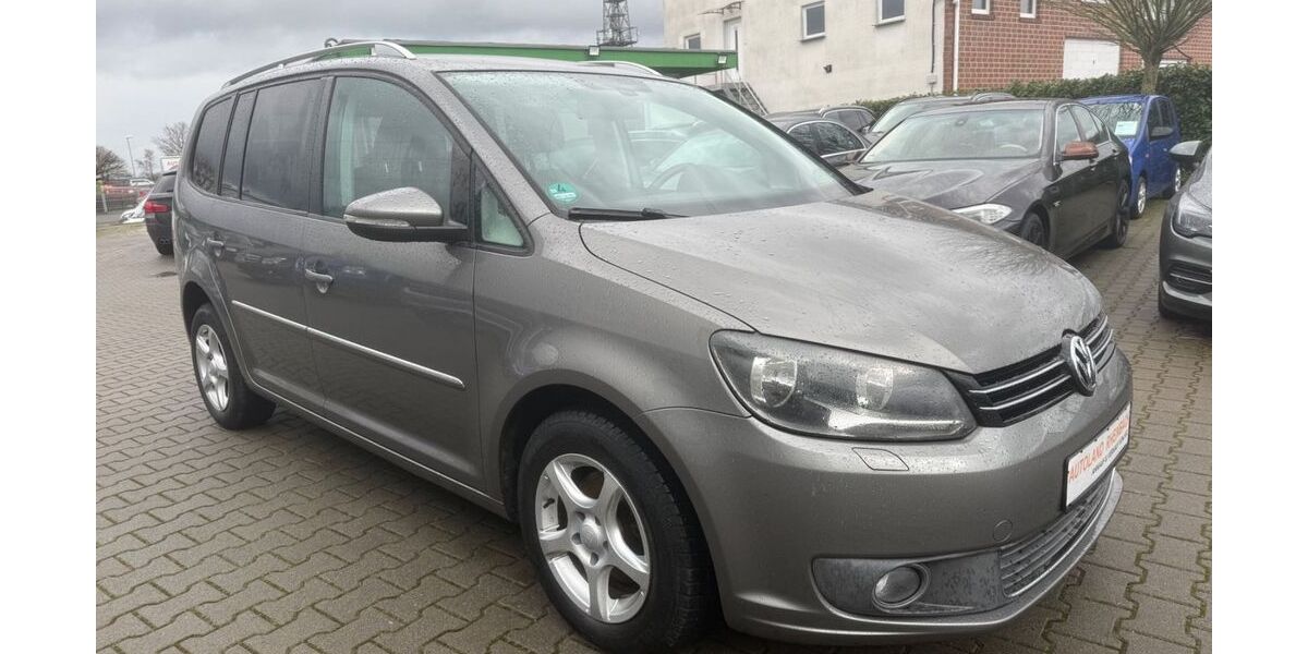 VW Touran 129.000 km 8.900 &euro; Rheinbach 53359