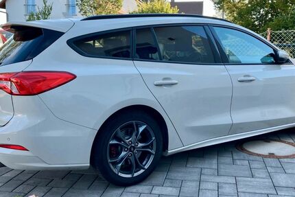 Ford Focus 66.000 km 17.900 &euro; Ludwigsburg 71634