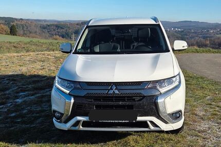 Mitsubishi Outlander 43.000 km 20.999 &euro; Bad Schwalbach 65307