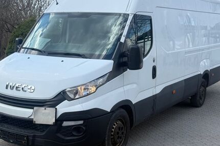 IVECO Andere 249.000 km 9.900 &euro; Eching 85386
