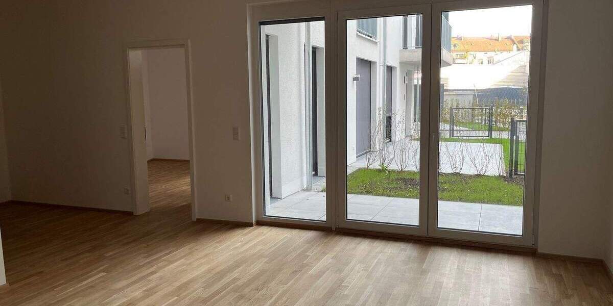Terrassenwohnung Nürnberg Gostenhof - 2 Zimmer, 66 m&sup2;, 999&euro; | Angebot:26378175