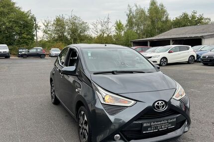 Toyota Aygo (X) 70.556 km 8.600 € Kobern-Gondorf 56330