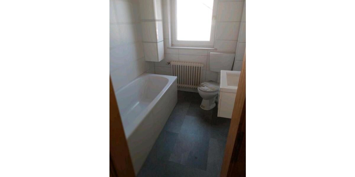 Dachgeschoßwohnung Neustadt (Hessen) - 3 Zimmer, 80 m&sup2;, 810&euro; | Angebot:26397976
