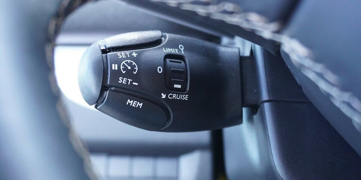 Fiat Scudo MultiCab L3 145 AT/ Vollausstattung + AHK 47.642 km 29.393 &euro; Münchenbernsdorf 07589